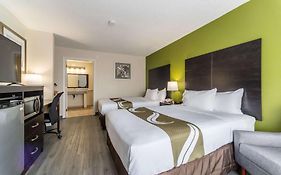 Quality Inn & Suites Vandalia Near I-70 And Hwy 51